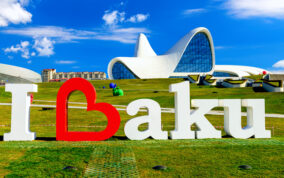 arrive-in-baku